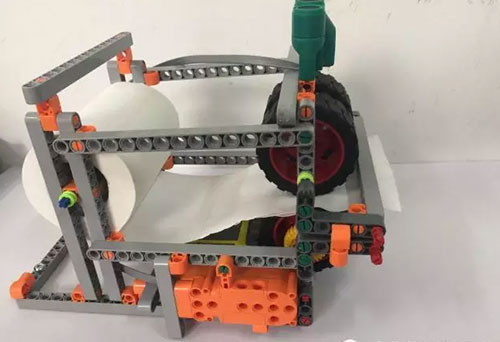 智能果殼箱，智慧出紙機(jī)……孩子們讓生活更智能！